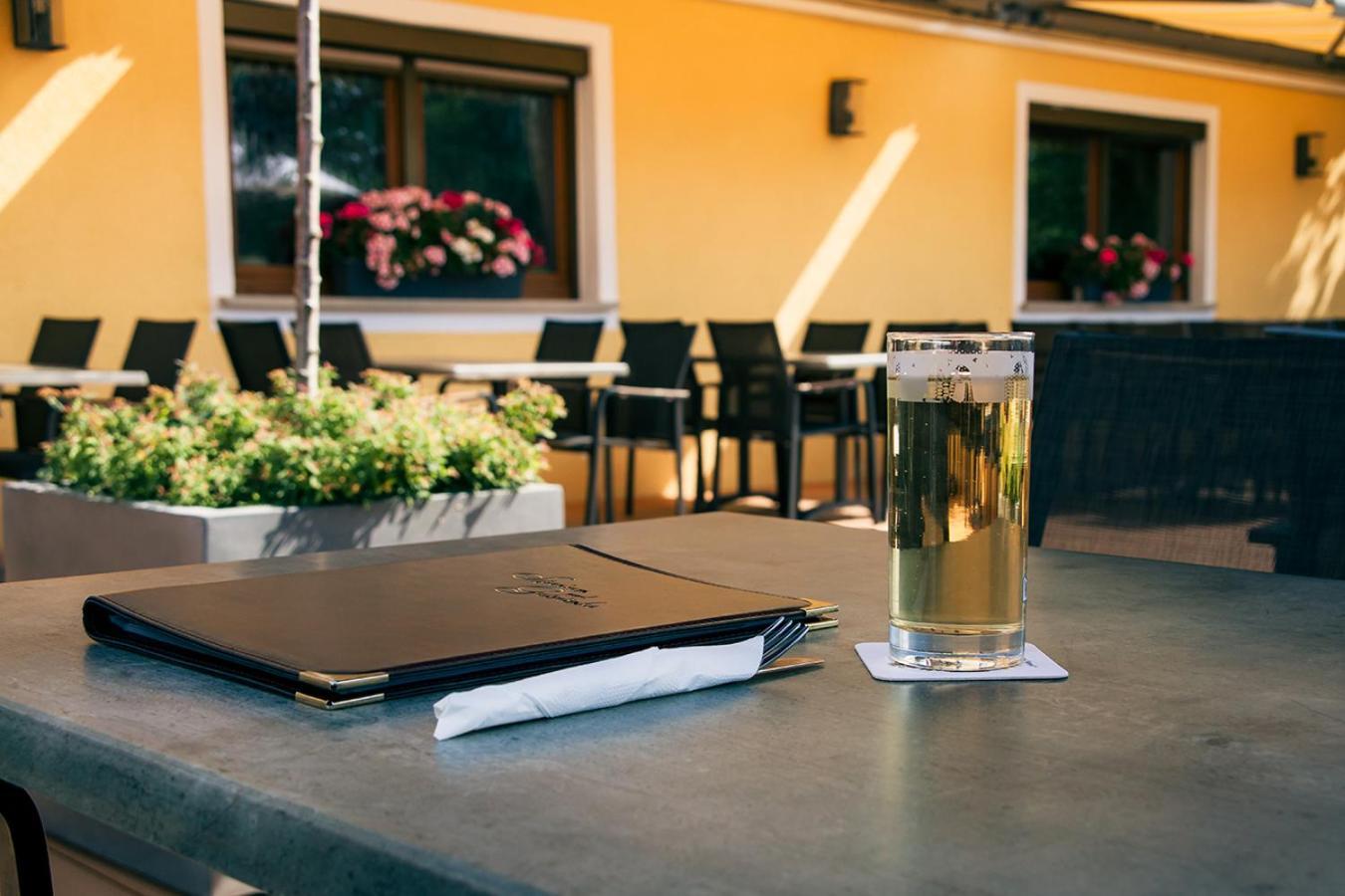Hotel Spitzenpfeil Michelau in Oberfranken Eksteriør billede