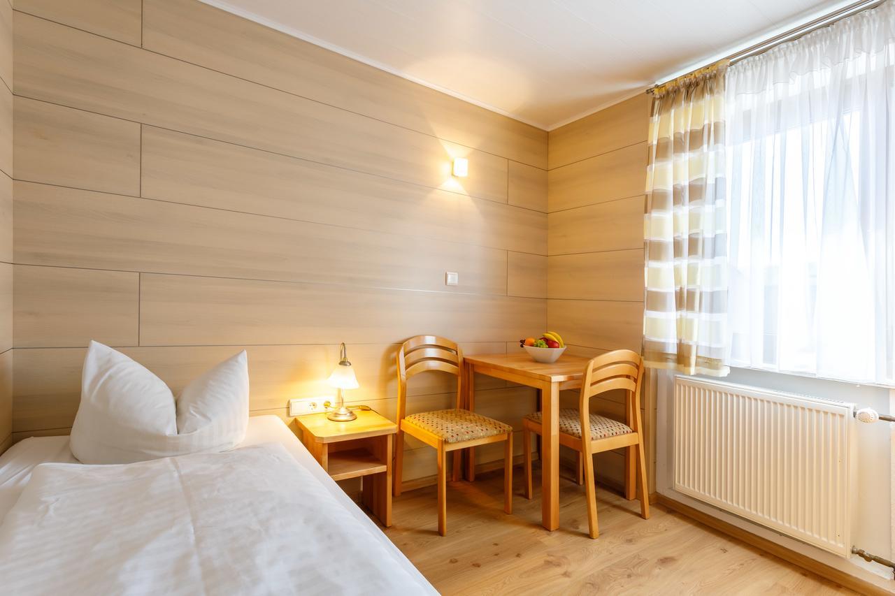 Hotel Spitzenpfeil Michelau in Oberfranken Eksteriør billede