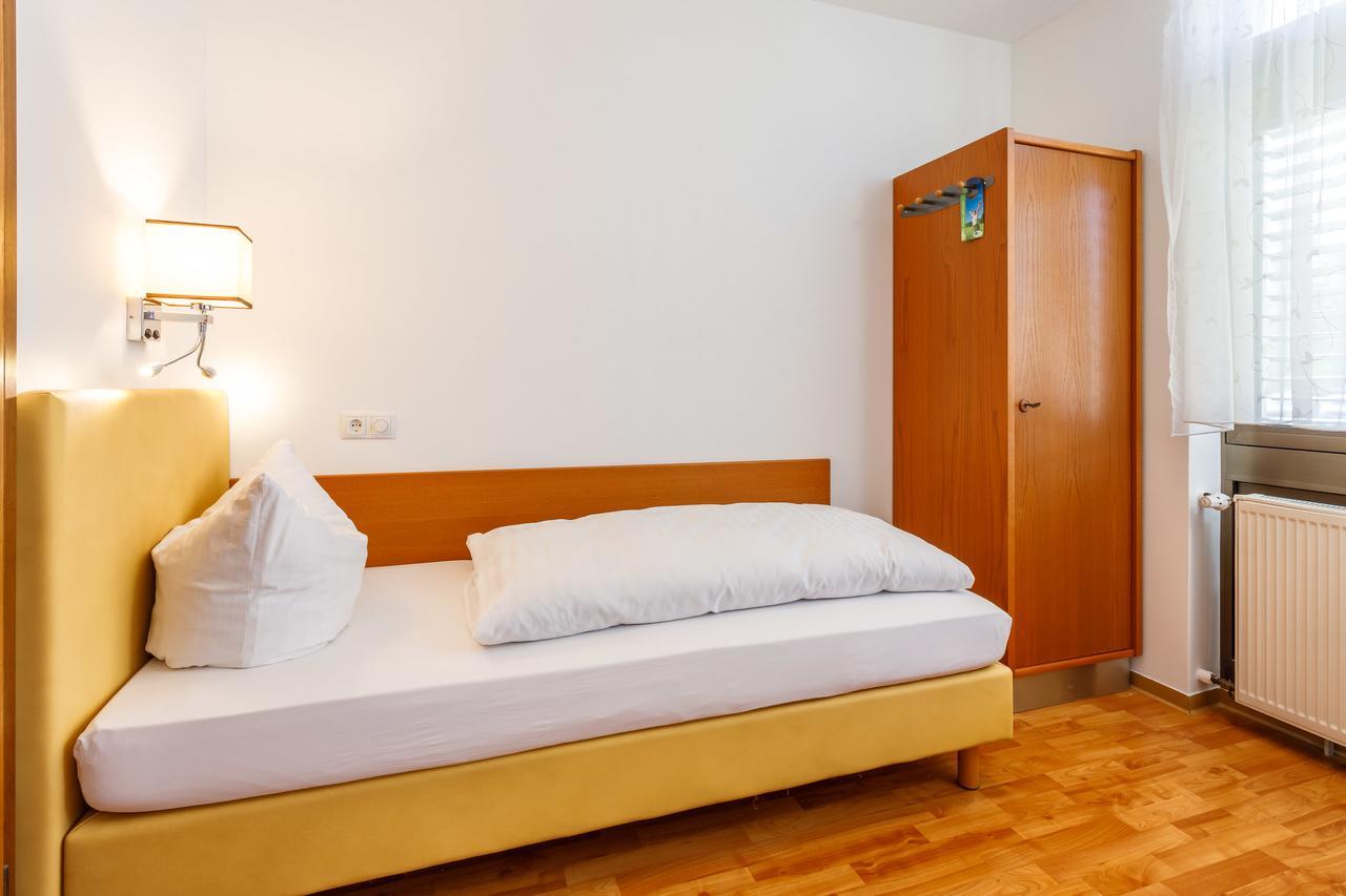 Hotel Spitzenpfeil Michelau in Oberfranken Eksteriør billede