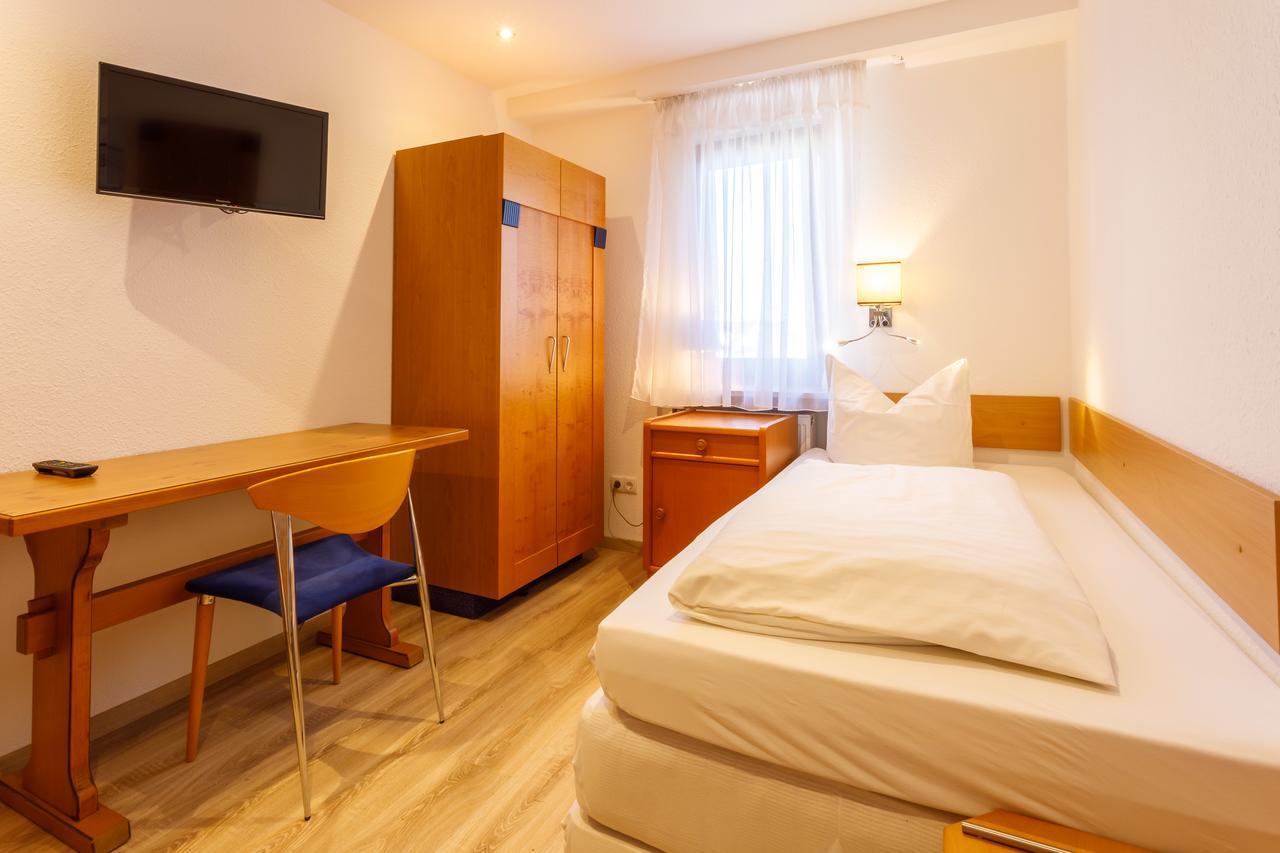 Hotel Spitzenpfeil Michelau in Oberfranken Eksteriør billede